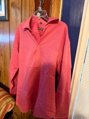 Tommy Bahama Men's Long-Sleeve Button-Up Shirt in Coral Pink